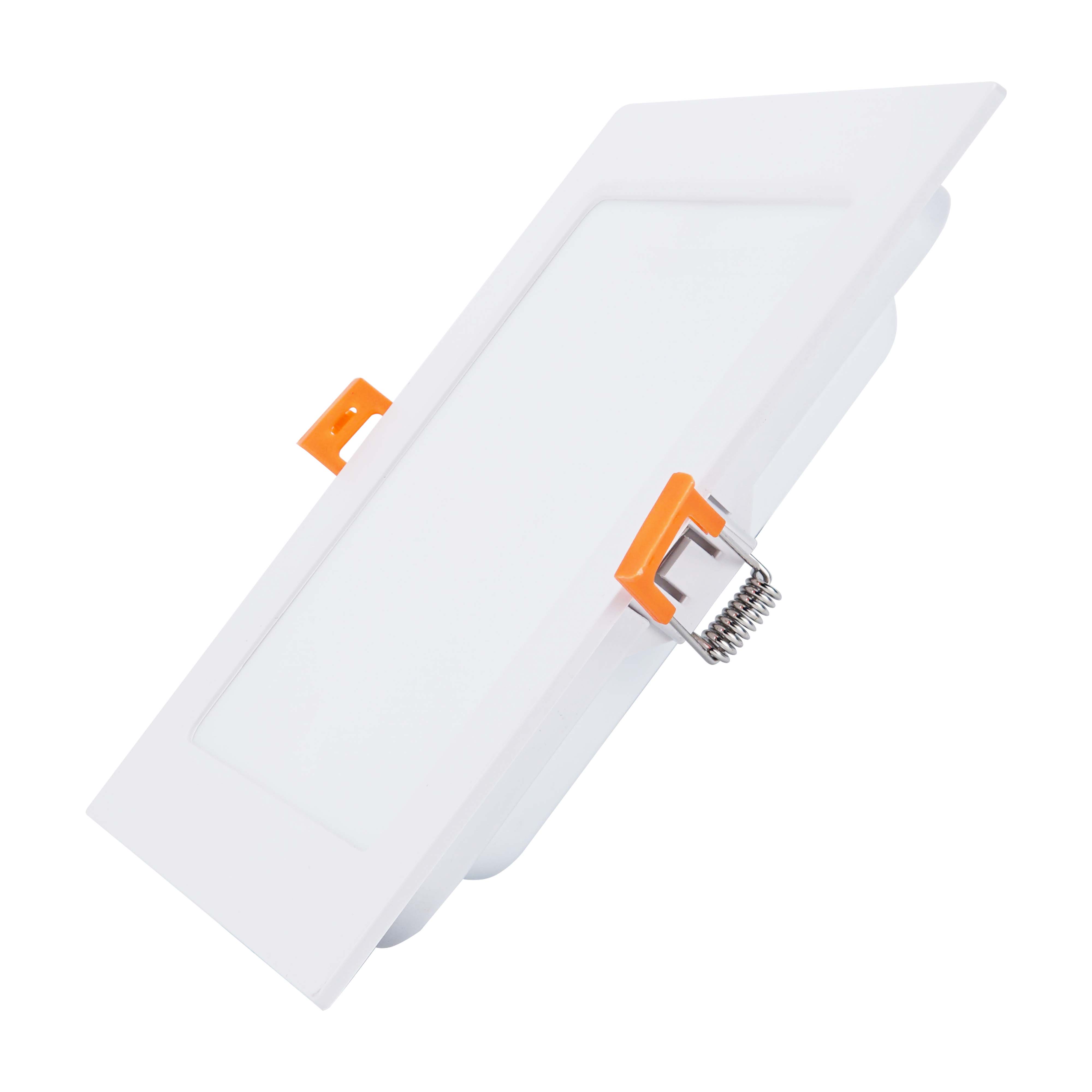 Mis vahe on LED-laevalgustil ja paneelvalgustil?
